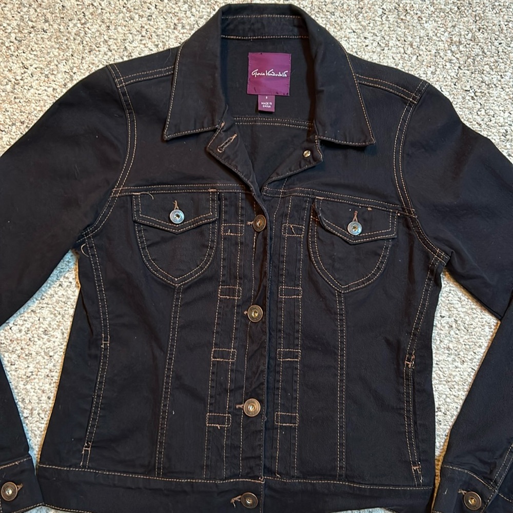Vintage Gloria Vanderbilt jean jacket.  Ladies small